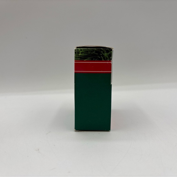 Hallmark Keepsake Ornament 1991 Evergreen Inn Matchbox Memories Handcrafted - Picture 12 of 12